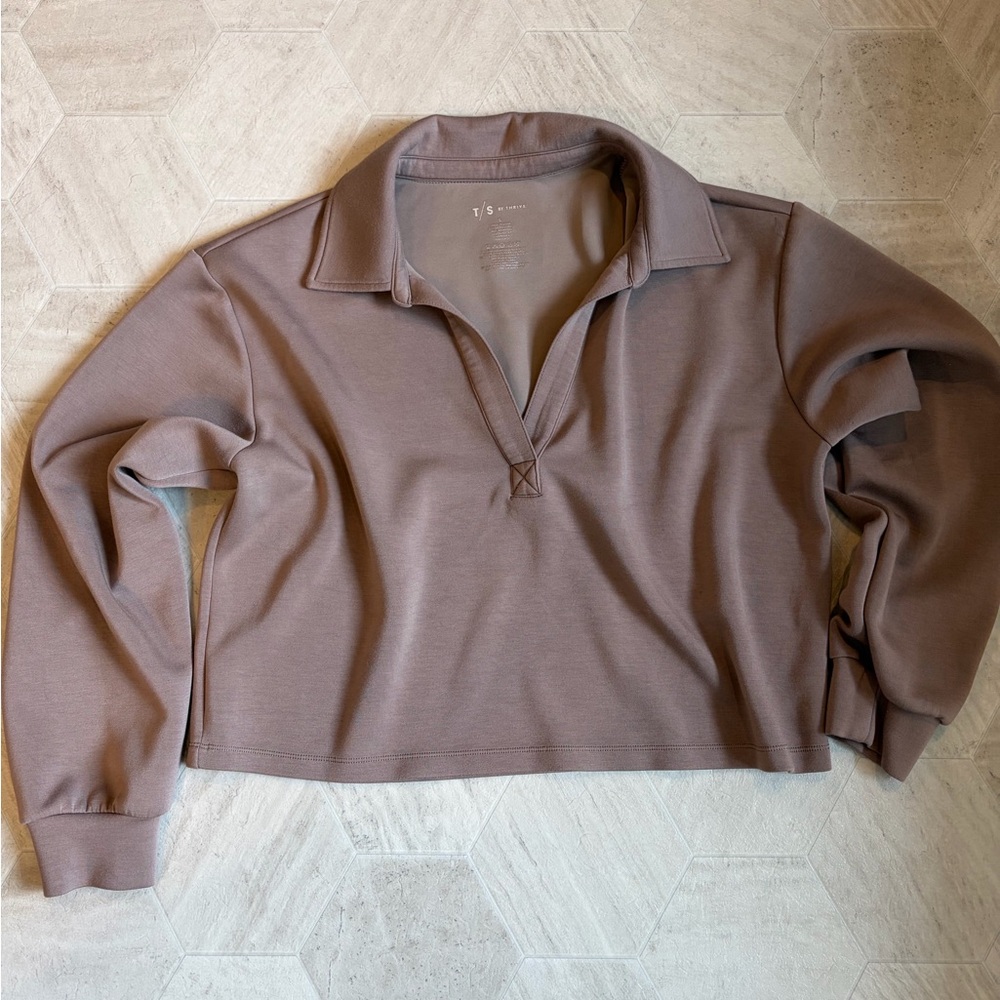 Thrive Women's V-Neck Sweater in Taupe